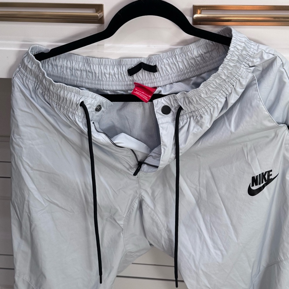 Nike Sportswear Windrunner Jogger Pants Mens Medium Sweatpants light Gray - Picture 5 of 9